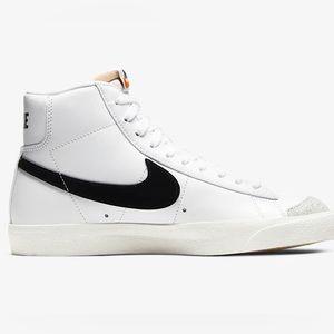 Nike Blazer Mid ‘77